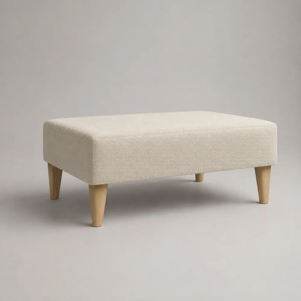Poggiapiedi rettangolare imbottito beige con gambe in legno, 80 x 60 x 42 cm